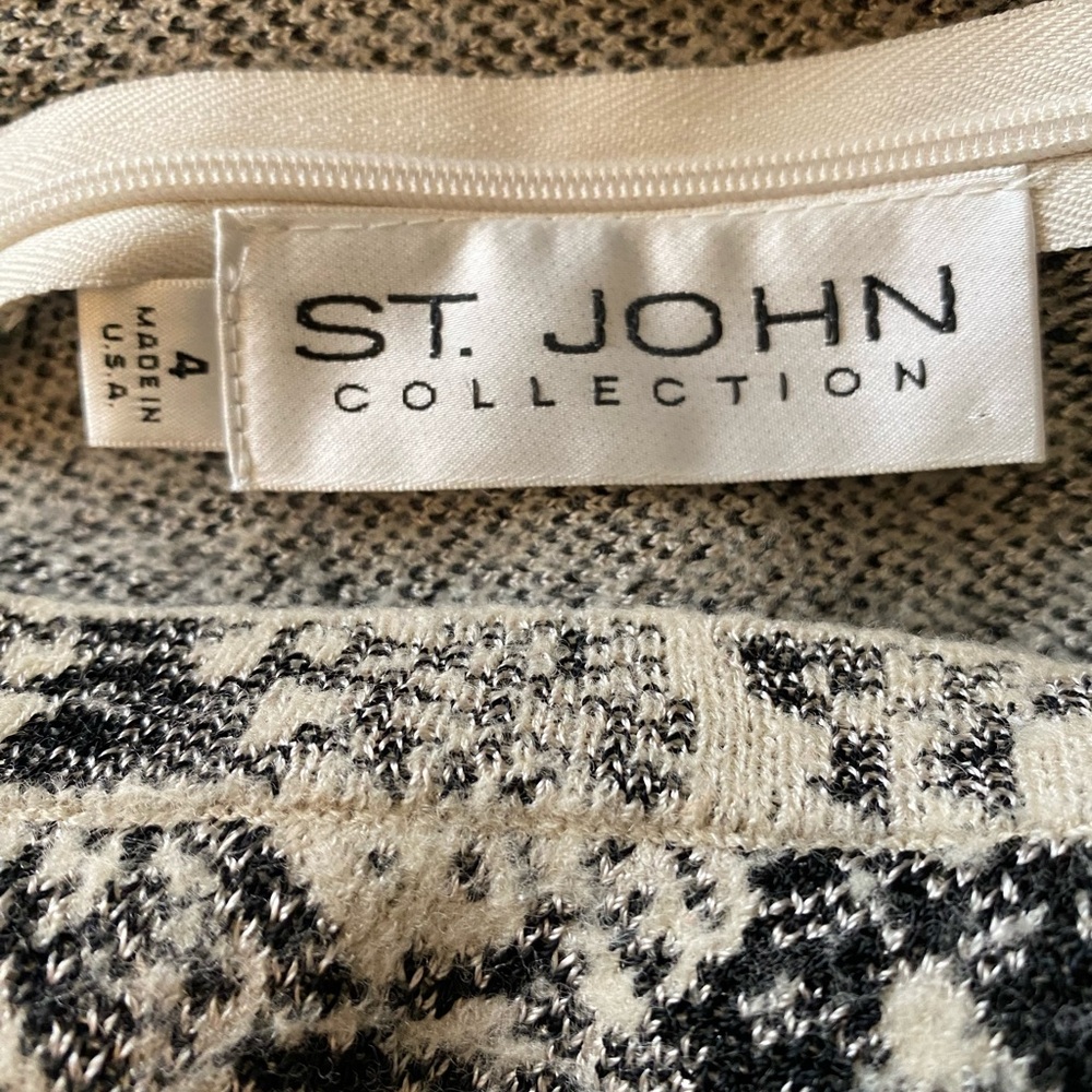 St. John Collection Snake Print Short Sleeve Knit Dress Size 4